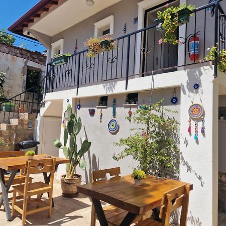 Otelia Pansiyon Ayvalı Exteriér fotografie