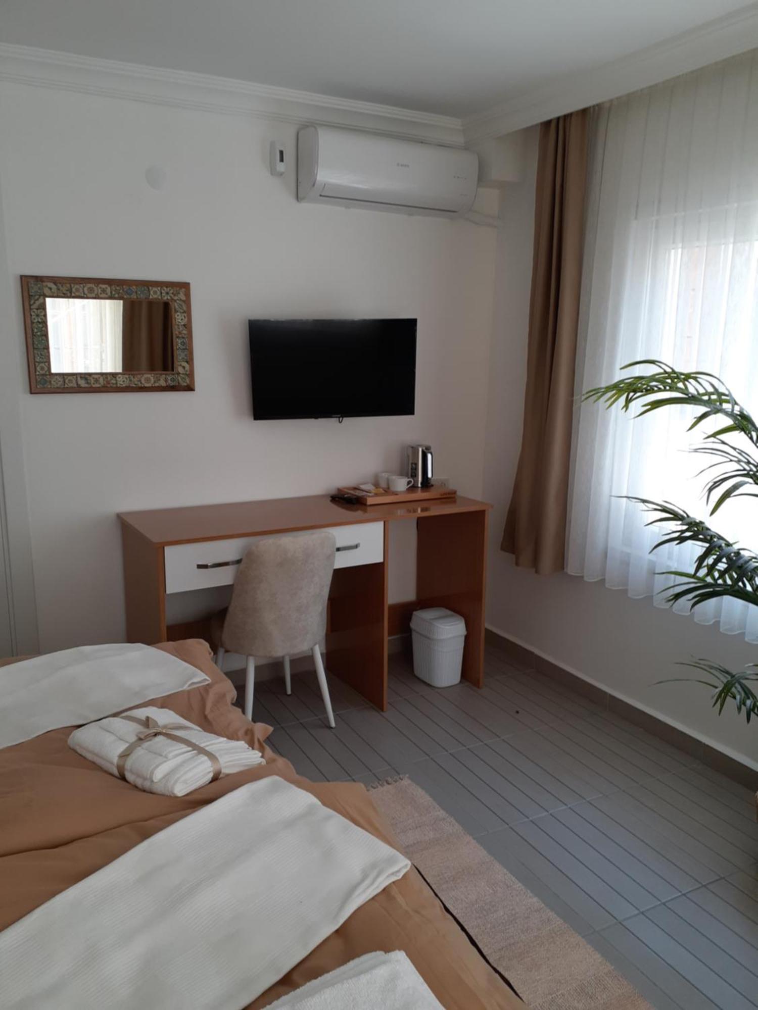 Otelia Pansiyon Ayvalı Exteriér fotografie